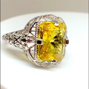 925/14kw Gold Citrine Yellow Cushion Cut CZ Ring